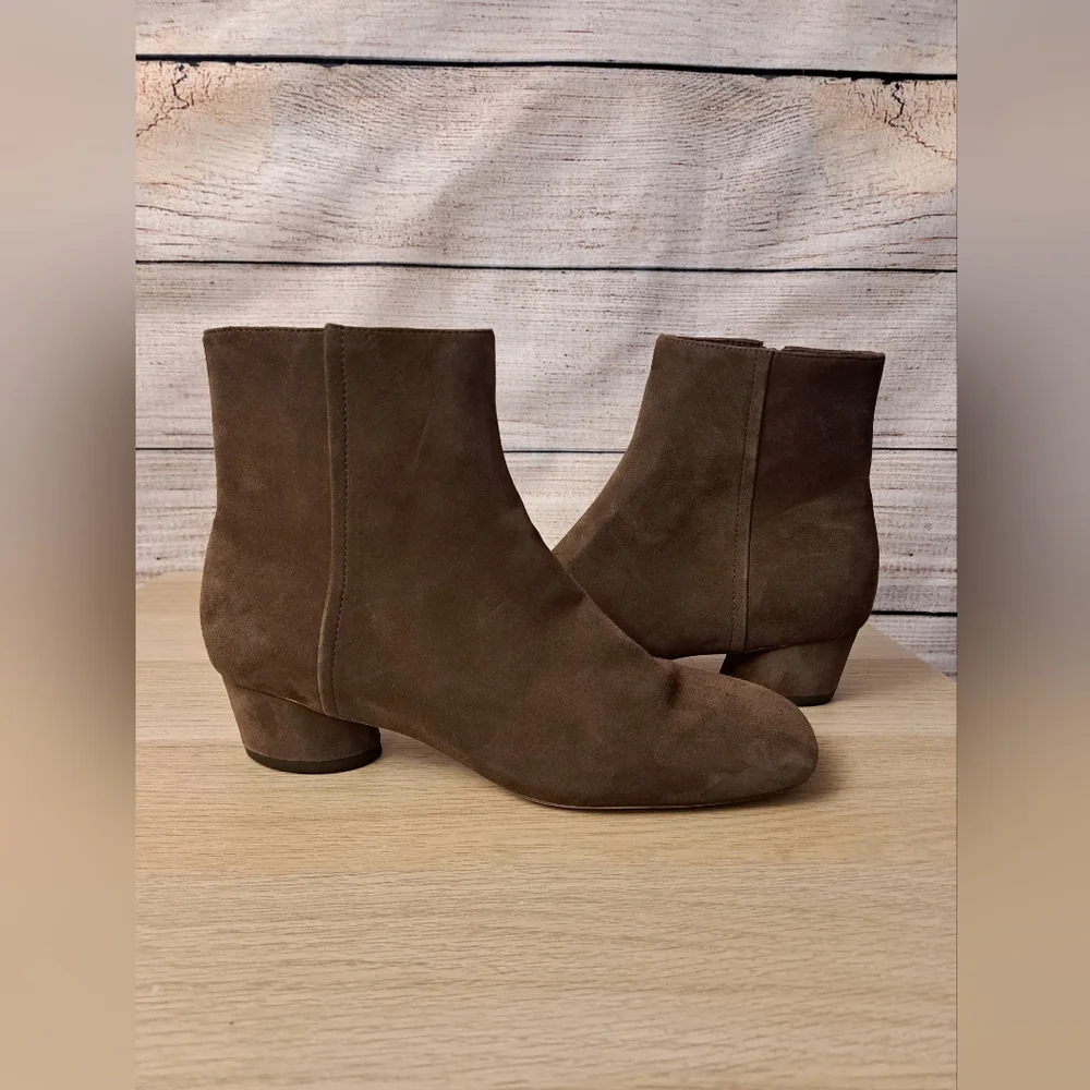 Vince Brown Suede Ankle Boots - Picture 2 of 10